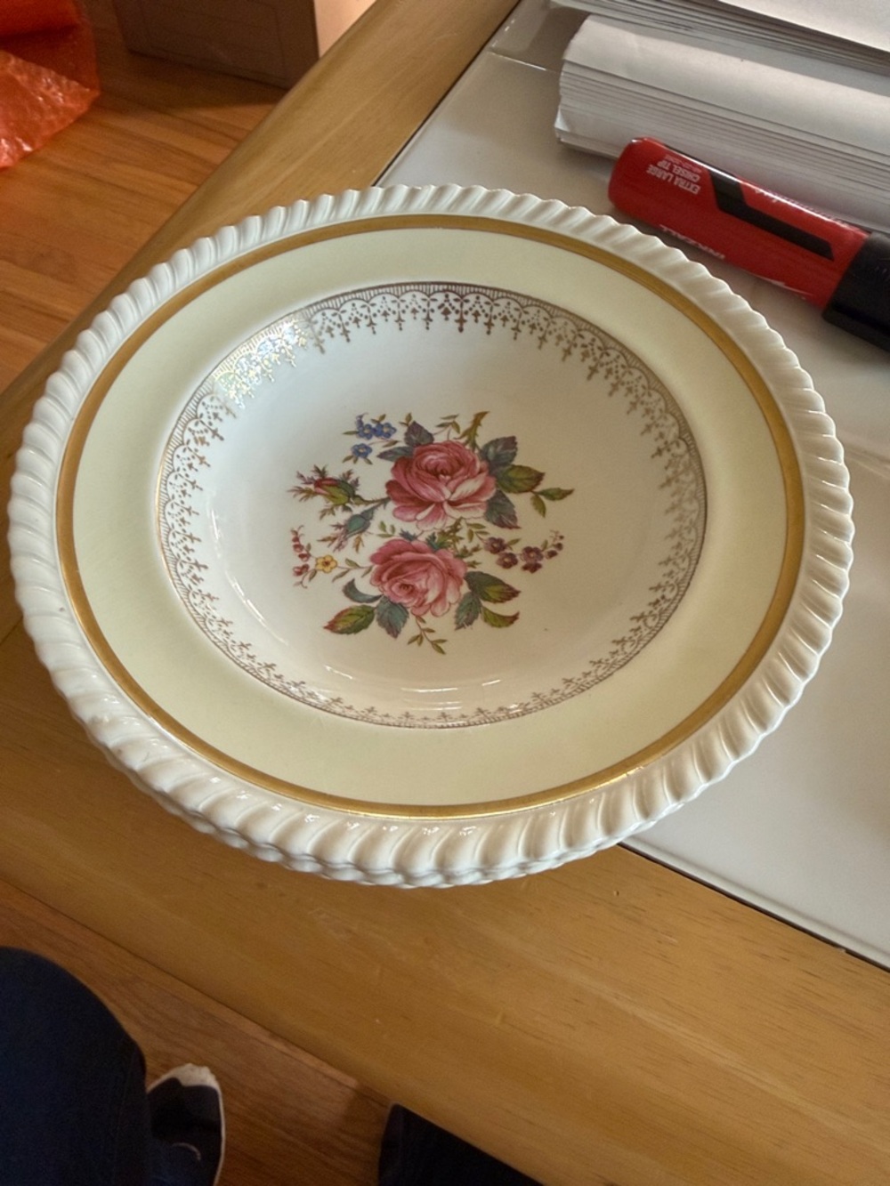 Windsor Cream and Pink Rose Porcelain Serving Bowl with Gold Trim-Antique